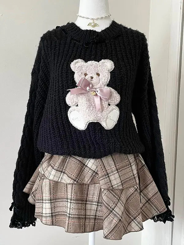 Black long-sleeved sweater