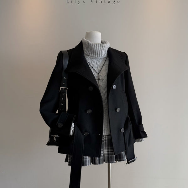 Short trench coat in black