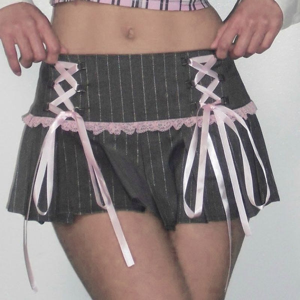 Girls pink short skirt