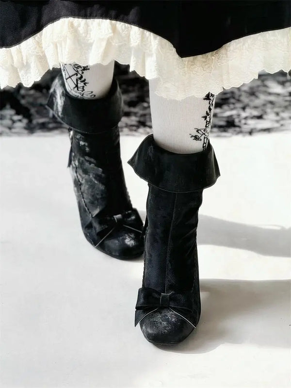 Ankle boots with fleece lining, everyday elegance