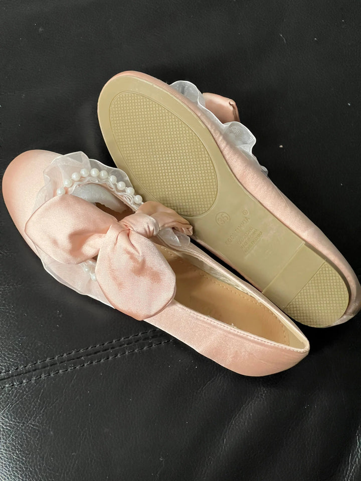 Back in stock: Pink Bow Shoes size: 35 Soft Jam Studio