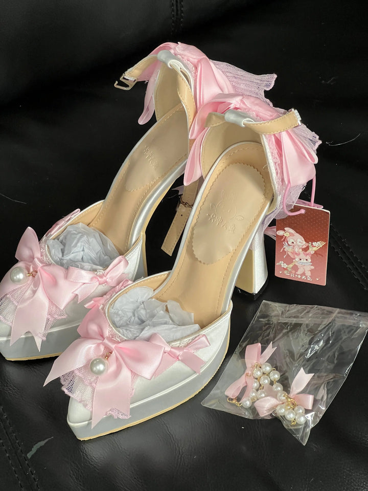 Back in stock: White Pink Bow Shoes size: 35 Soft Jam Studio