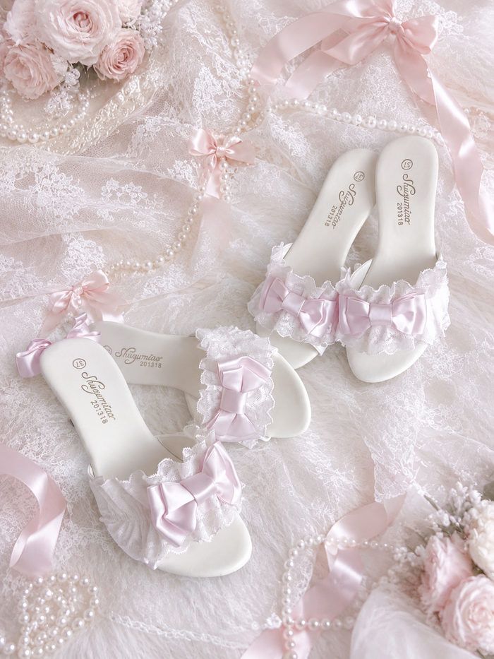 Handcrafted satin bow mid-heel shoes